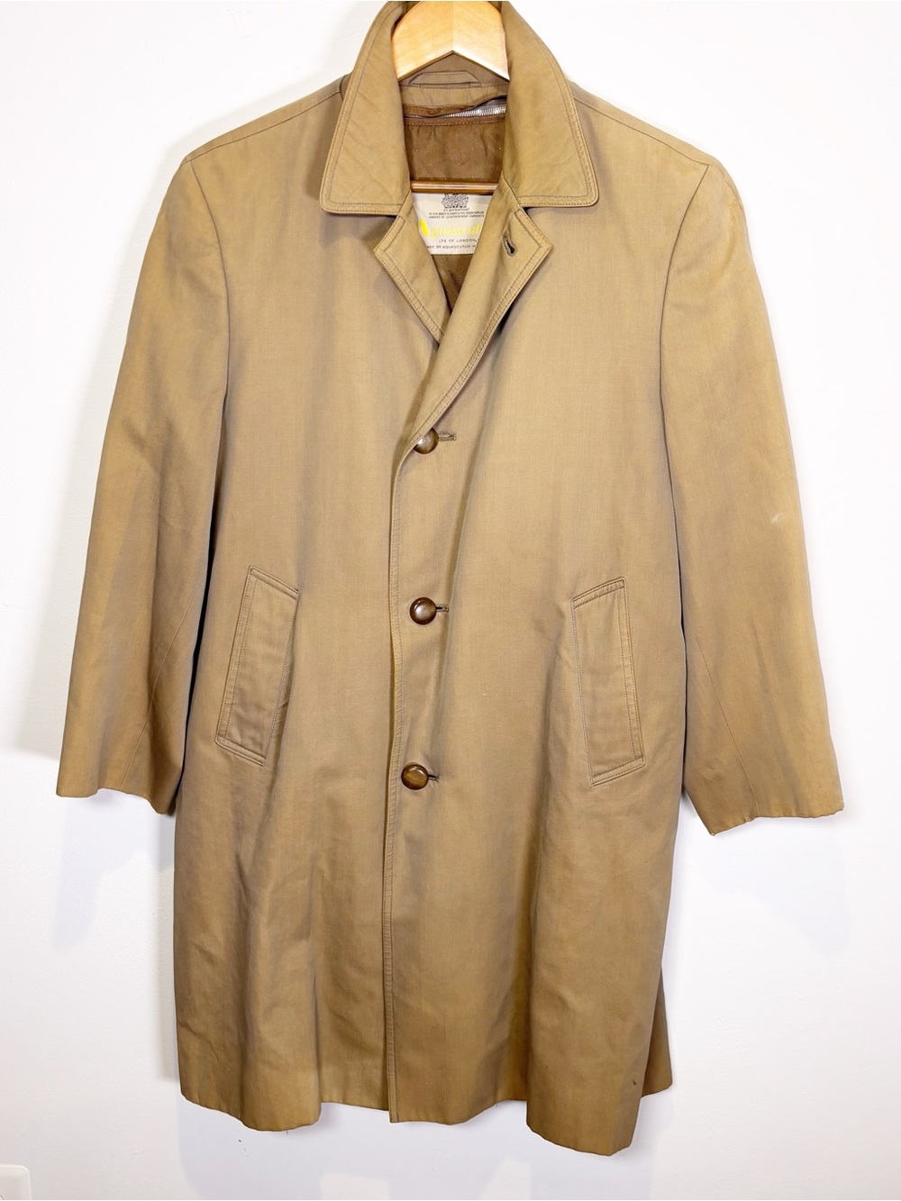 1960s Aquascutum of London Trench Coat 36S Short